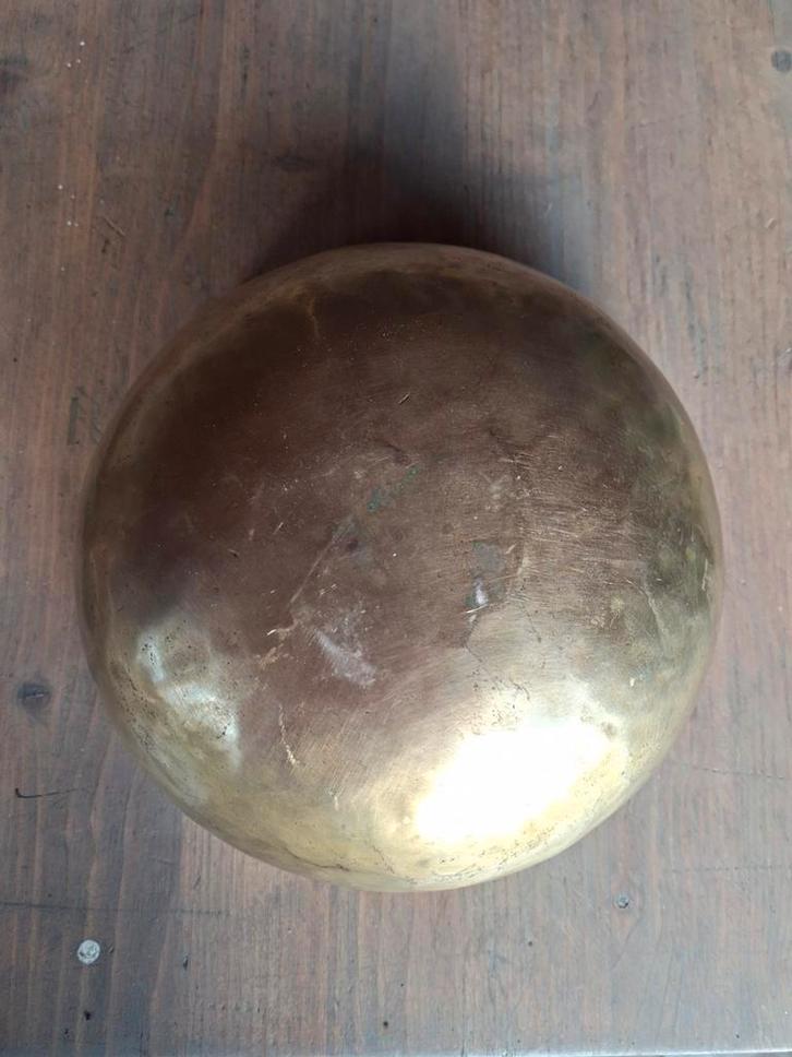 Koperen klankschaal met houten klopper, Muziek en Instrumenten, Percussie, Zo goed als nieuw, Melodische percussie, Ophalen