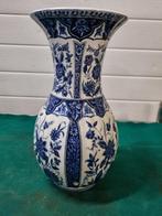 vaas groot delfts blauw gebloemd, Huis en Inrichting, Woonaccessoires | Vazen, Ophalen of Verzenden