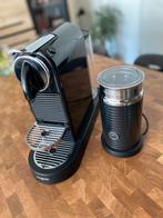 Nespresso Koffiezetapparaat met Melkopschuimer, Witgoed en Apparatuur, Koffiezetapparaten, Ophalen, Espresso apparaat, Zo goed als nieuw