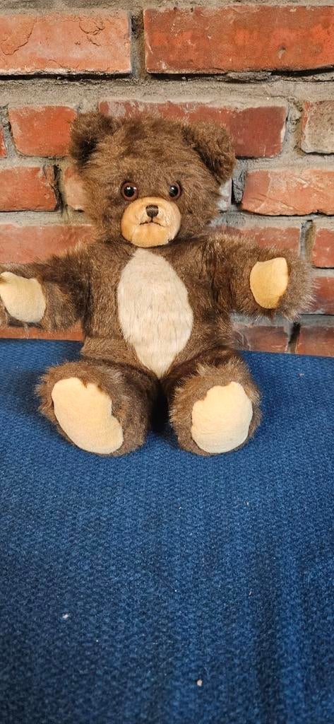 Oude teddybeer, Verzamelen, Beren en Cherished Teddies, Ophalen of Verzenden, Zo goed als nieuw, Stoffen beer, Overige merken