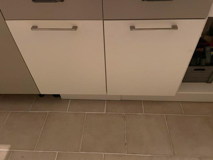 Keukenkast deurtjes - gratis, Huis en Inrichting, Keuken | Keukenelementen, Gebruikt, Minder dan 100 cm, Minder dan 50 cm, Minder dan 25 cm