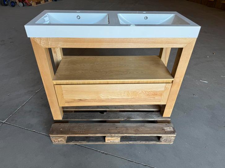 Mag snel weg! Staande badmeubel eiken 120cm met wastafel, Huis en Inrichting, Badkamer | Badkamermeubels, Nieuw, Ophalen