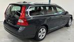 Volvo V70 2.5T Summum AUTOMAAT / LEER / XENON, Auto's, Volvo, Gebruikt, 2521 cc, Zilver of Grijs, 1583 kg