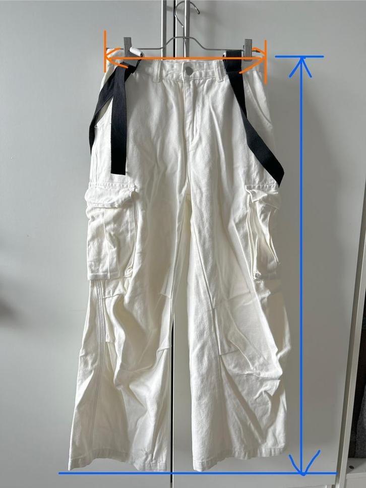 Slouchy white cargo pants with removable suspenders, Kleding | Dames, Broeken en Pantalons, Gedragen, Maat 36 (S), Wit, Driekwart