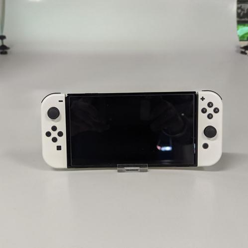 Nintendo Switch Oled Wit Compleet | Nette Staat, Spelcomputers en Games, Spelcomputers | Nintendo Switch, Zo goed als nieuw