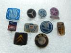 10 verschillende auto speldjes, Verzamelen, Speldjes, Pins en Buttons, Ophalen of Verzenden, Zo goed als nieuw, Overige onderwerpen