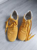 Gele sneakers maat 38 mosterdgeel schoenen, Geel, Ophalen of Verzenden, Sneakers of Gympen, Zo goed als nieuw