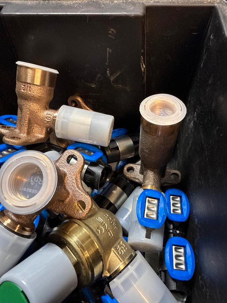 Geberit Flowfit & Mapress Koppelingen - Installatiemateriaal, Doe-het-zelf en Verbouw, Buizen en Afvoer, Zo goed als nieuw, Overige typen