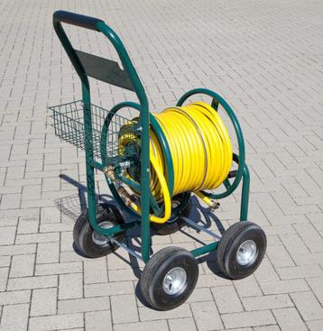 slangenwagen met slang nieuw beschikbaar voor biedingen