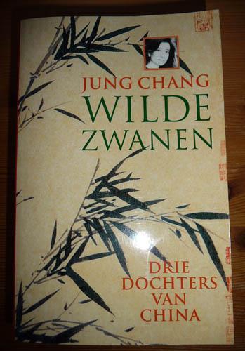 Boek JUNG CHANG - Wilde Zwanen drie dochters van China beschikbaar voor biedingen