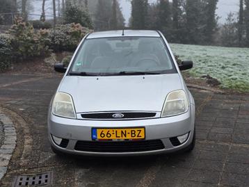 Ford Fiësta 1.4 16V 5DR AUT 2003 Grijs AIRCO  beschikbaar voor biedingen