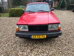 Volvo 240 2.0 Polar U9 1993 Rood, Auto's, Stoelverwarming, Zwart, 4 cilinders, Origineel Nederlands