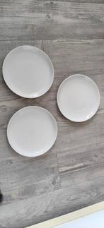 3 Witte Vivo Ontbijtborden Ø21cm, Ophalen, Gebruikt, Bord(en), Effen