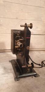 Kodascope eight Kodak projector, Verzamelen, Fotografica en Filmapparatuur, Projector, Ophalen of Verzenden, Voor 1940