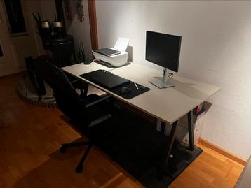 Nieuw IKEA Bureau, incl Bureaustoel
