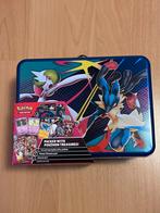Pokémon Collector Chest, Hobby en Vrije tijd, Verzamelkaartspellen | Pokémon, Ophalen of Verzenden, Zo goed als nieuw, Overige typen