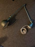 Jieldé wandlamp, Ophalen