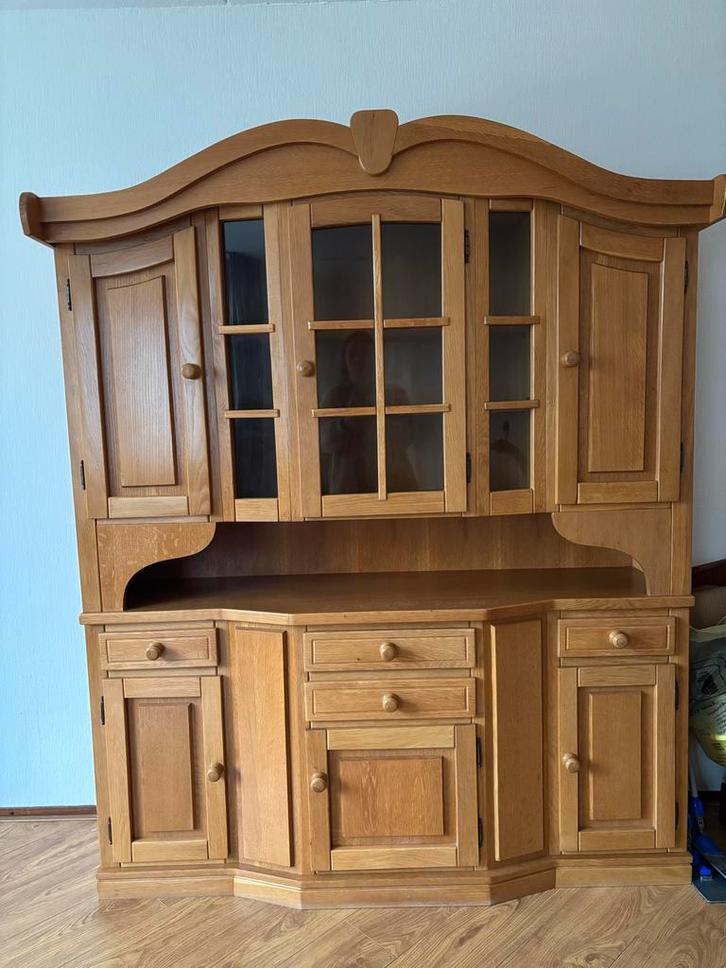 Gratis Buffetkast - Dronten, Huis en Inrichting, Kasten | Buffetkasten, Gebruikt, 150 tot 200 cm, 25 tot 50 cm, Met lade(s), Eikenhout
