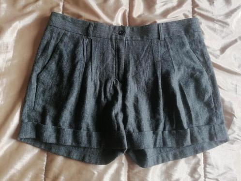Hartford mooie grijze wollen korte broek / maat 4, Kleding | Dames, Broeken en Pantalons, Nieuw, Maat 42/44 (L), Grijs, Kort, Verzenden
