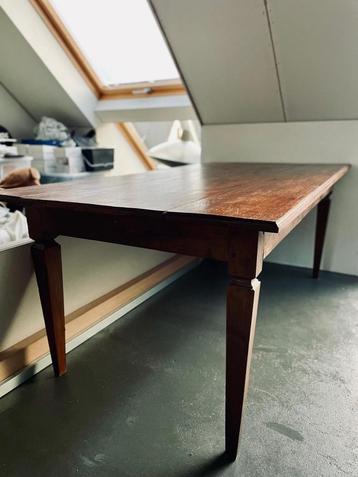 Teakhouten Eettafel - Tijdloos Design beschikbaar voor biedingen