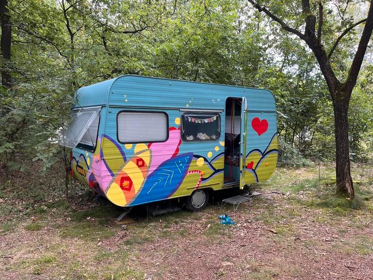 Creatieve Caravan met Verhaal moet weg VOOR eind v/h jaar!!, Caravans en Kamperen, Caravans, Particulier, tot en met 4, 750 - 1000 kg
