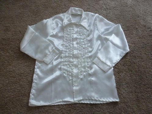 ECHT HAAST NIEUW 1 witte ruches blouse van satijn maat 152, Kinderen en Baby's, Carnavalskleding en Verkleedspullen, Zo goed als nieuw