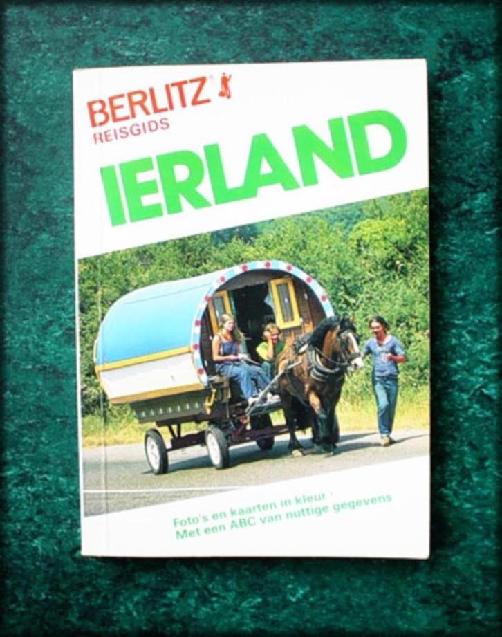 IERLAND BERLITZ - Reisgids, Boeken, Reisgidsen, Zo goed als nieuw, Reisgids of -boek, Europa, Overige merken, Verzenden