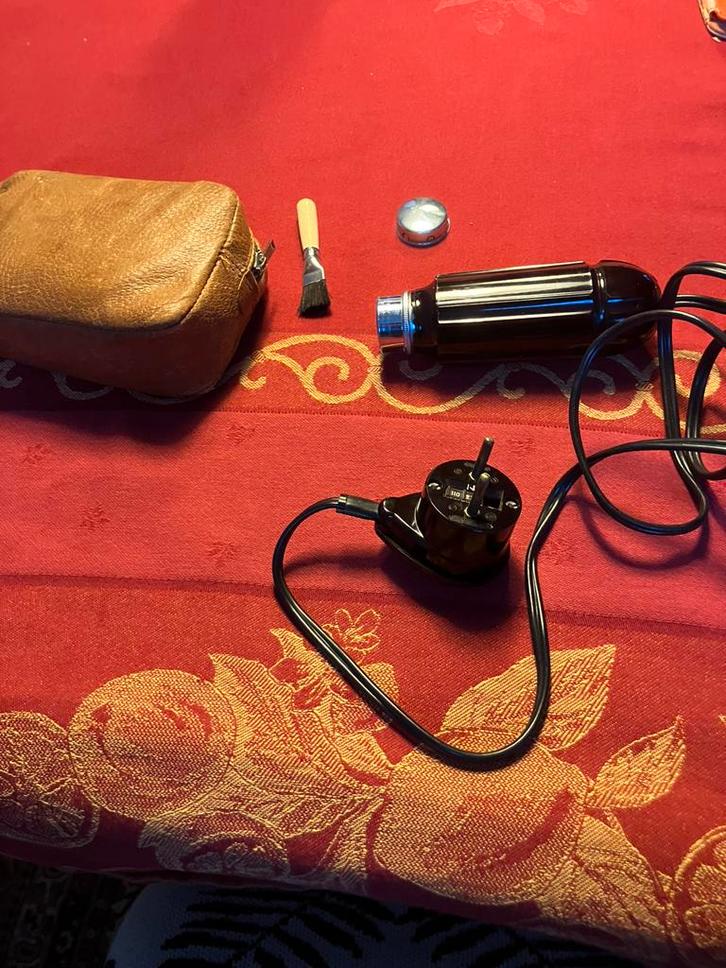 Philishave 'Staalbaard' elektrisch, Witgoed en Apparatuur, Persoonlijke-verzorgingsapparatuur, Zo goed als nieuw, Ophalen of Verzenden