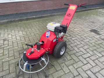 onkruidborstel beschikbaar voor biedingen