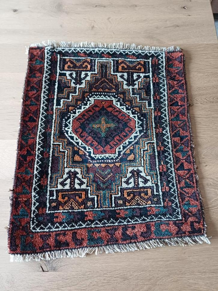 Te koop: Echt Perzisch tapijt met certificaat achterzijde, Huis en Inrichting, Stoffering | Tapijten en Kleden, Gebruikt, Minder dan 50 cm