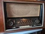 Oude radio werkt nog prima, Antiek en Kunst, Antiek | Tv's en Audio, Ophalen of Verzenden