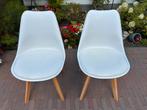 2 eetkamer stoelen met kussens, Ophalen of Verzenden, Zo goed als nieuw, Wit