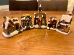 Kerstdorp Luville 5 kersthuisjes nieuwstaat, Diversen, Kerst, Ophalen of Verzenden, Zo goed als nieuw