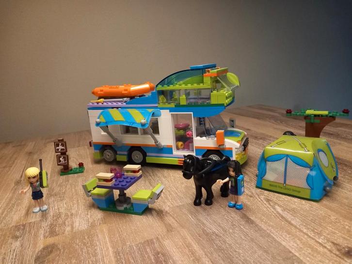 Mia's camper (41339) en schildpadden reddingsactie(41376), Kinderen en Baby's, Speelgoed | Duplo en Lego, Gebruikt, Lego, Complete set