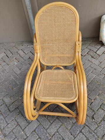 TKA SCHOMMELSTOEL  beschikbaar voor biedingen