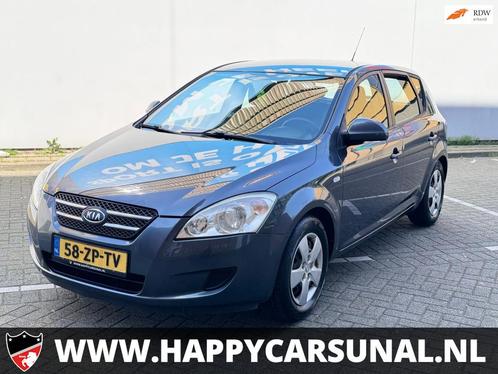 Kia Cee'd 1.4 X-tra, AIRCO, NAP, NIEUWE APK, Auto's, Kia, Bedrijf, Te koop, (Pro) Cee d, ABS, Airbags, Airconditioning, Centrale vergrendeling