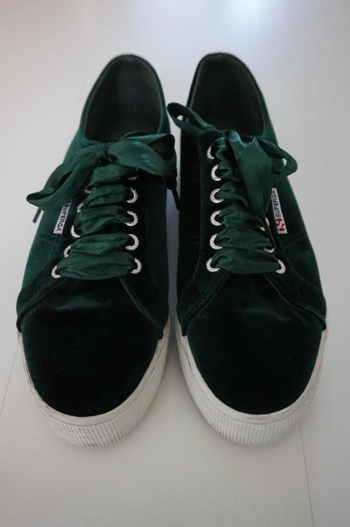 Superga Lizzy vd Ligt gympen sneakers groen fluweel maat 41, Kleding | Dames, Schoenen, Zo goed als nieuw, Sneakers of Gympen