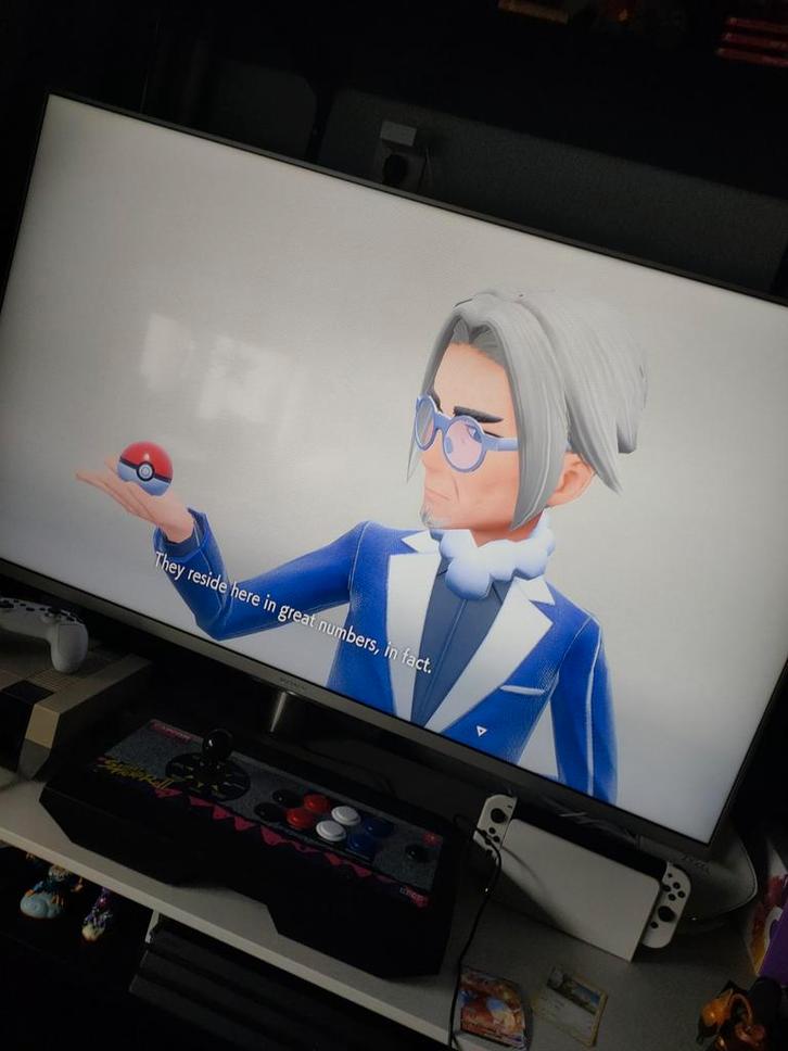 Switch Oled ZGAN Incl 9 top games, Spelcomputers en Games, Spelcomputers | Nintendo Switch, Zo goed als nieuw, Switch OLED, Met 1 controller