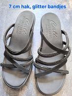 Sketchers mooie chique sandalen mt 40 nieuw
Gekocht als rese, Skechers, Zwart, Nieuw, Sandalen of Muiltjes