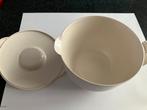 microcook schenkkan 1 liter-200 graden tupperweare, Huis en Inrichting, Keuken | Tupperware, Ophalen of Verzenden, Gebruikt, Crème