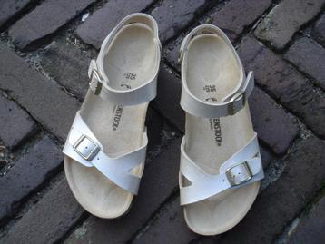 GRATIS VERZENDEN NIEUWE WITTE LEREN BIRKENSTOCK SANDALEN 35 beschikbaar voor biedingen