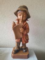 Houten Beeldje Jongen met Boek 38 cm hoog, Antiek en Kunst, Ophalen of Verzenden