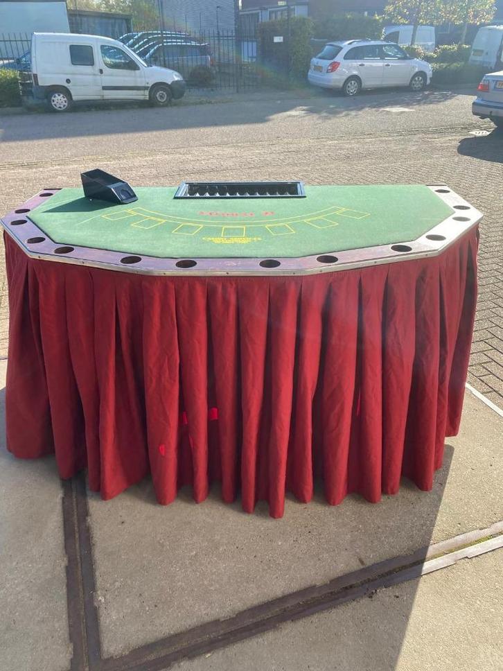 Blackjack tafel 7 Spelers (Goede staat), Hobby en Vrije tijd, Gezelschapsspellen | Kaartspellen, Zo goed als nieuw, Vijf spelers of meer