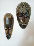 Te koop: Twee Afrikaanse houten maskers, Antiek en Kunst, Kunst | Niet-Westerse kunst, Ophalen