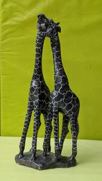 Stenen beeldje van twee giraffen, Ophalen of Verzenden