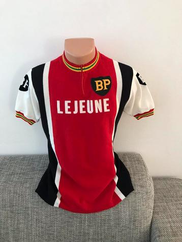 Vintage oude wielrentrui LE JEUNE - BP eind jaren ‘70 beschikbaar voor biedingen