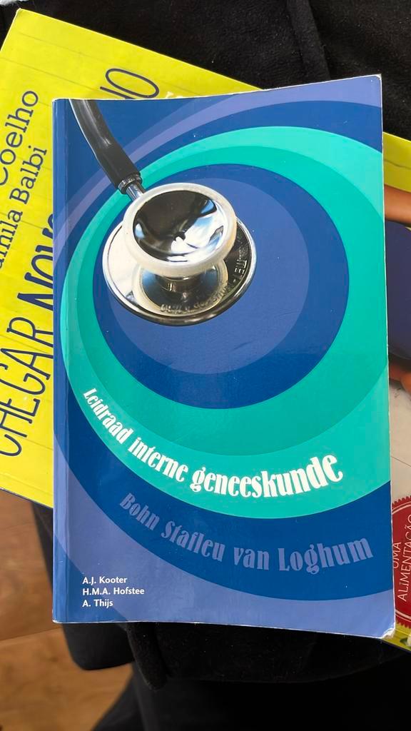 H.M.A. Hofstee - Leidraad interne geneeskunde, Boeken, Wetenschap, Gelezen, Natuurwetenschap, Ophalen of Verzenden