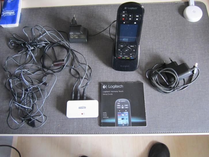 Logitech Harmony Touch Setup, Audio, Tv en Foto, Afstandsbedieningen, Zo goed als nieuw, Origineel, Dvd, Game console, Mediaspeler