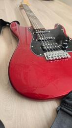 Squier Fender Affinity Stratocaster (HSS, rood) +Tas & Strap, Muziek en Instrumenten, Ophalen, Zo goed als nieuw, Fender