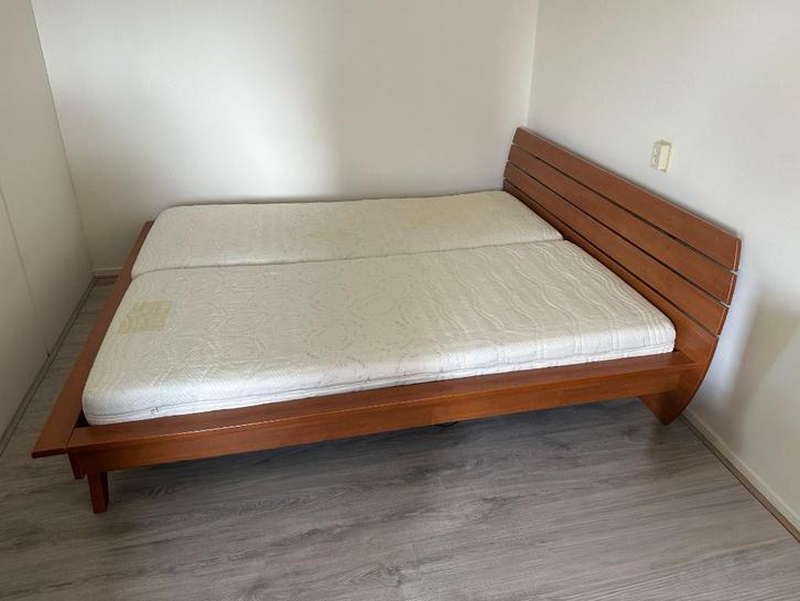 Elektrisch Verstelbaar Bed, Bedsides, Twee Matrassen, Huis en Inrichting, Slaapkamer | Matrassen en Bedbodems, Gebruikt, Overige maten